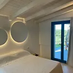 Newly Renovated Traditional Sardinian Dwelling بيت للعطل بورتو روتوندو