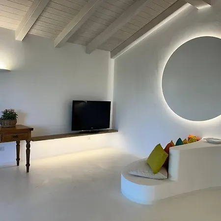 Newly Renovated Traditional Sardinian Dwelling * Porto Rotondo
