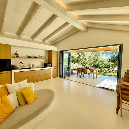 Newly Renovated Traditional Sardinian Dwelling 펜션 포르투로톤도