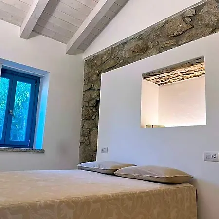Newly Renovated Traditional Sardinian Dwelling Prázdninový dům Porto Rotondo