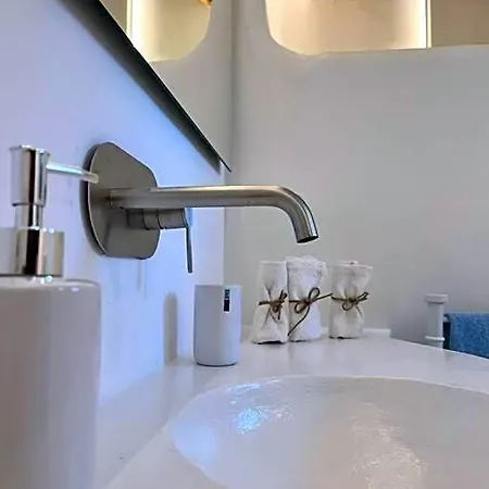 Newly Renovated Traditional Sardinian Dwelling Porto Rotondo