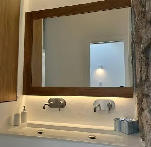Newly Renovated Traditional Sardinian Dwelling * Porto Rotondo