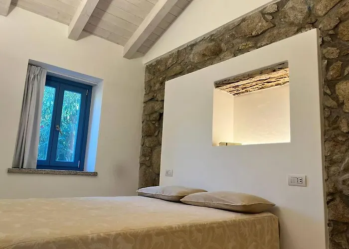 Newly Renovated Traditional Sardinian Dwelling Casa de Férias *